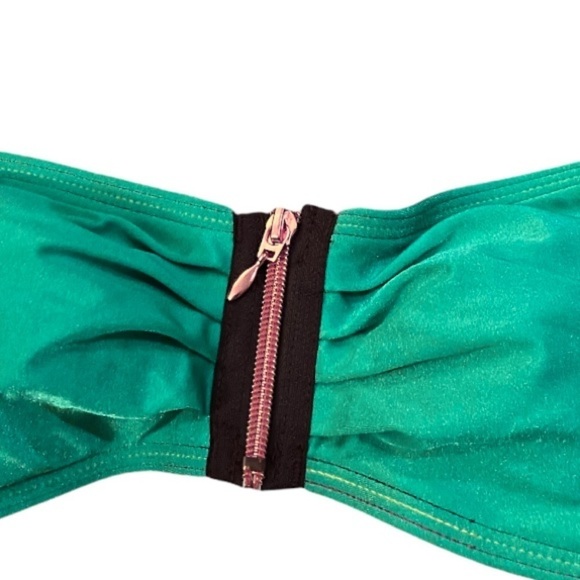 Kenneth Cole Reaction NWT Halter Bikini Top Green With Gold Tone Zipper - Picture 3 of 11